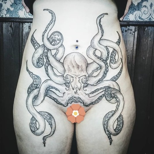 Тату на анальном отверстии