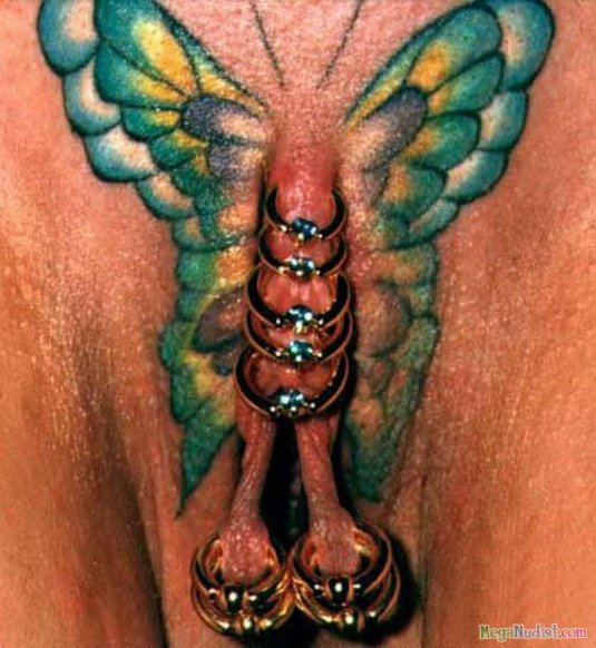 Эротические тату на вагине