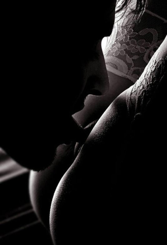 Эротические черно белые