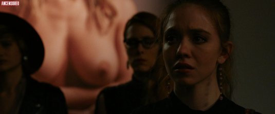 Сидни суини голая ancensored