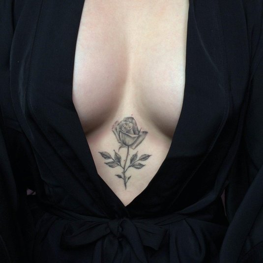 Женская татуировка