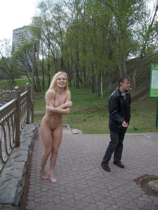 Девушки эксгибиционистки