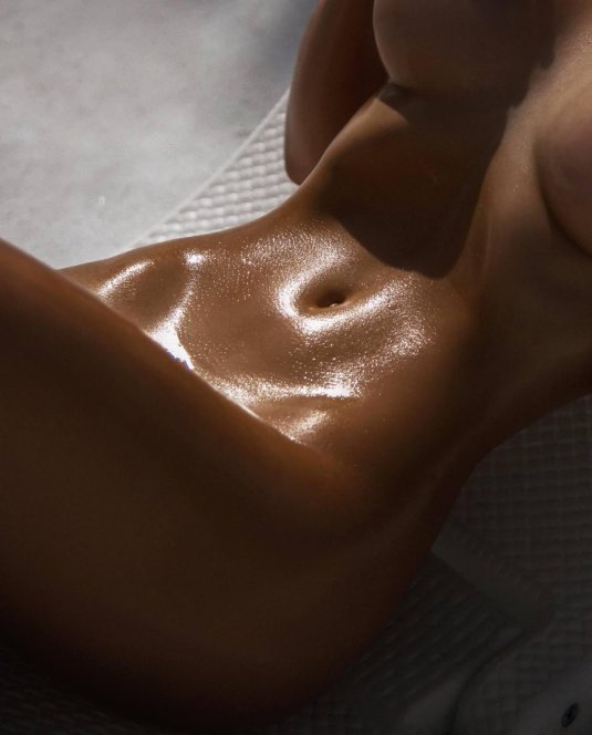 Обнаженное тело