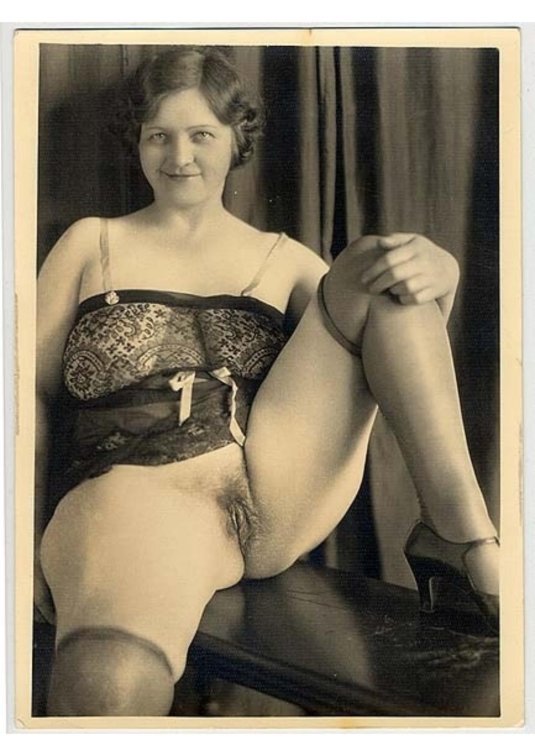 Нижнее белье 19 века женское