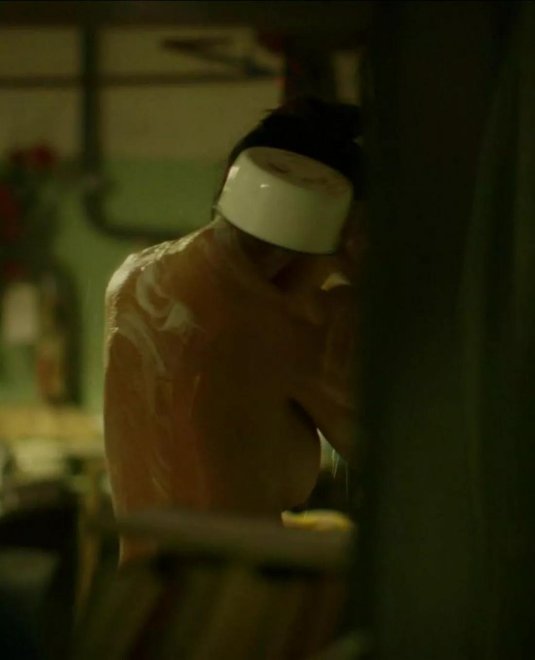 Равшана куркова ню