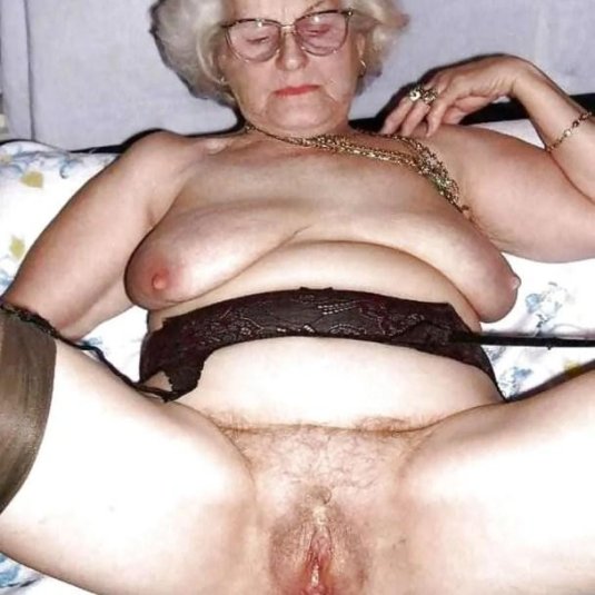 Голая старуха