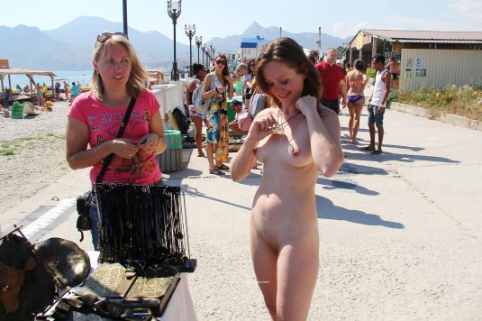 Голые на публике в коктебеле