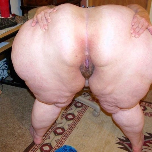 Толстая жопа раком