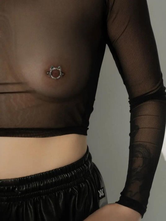 Соски пирсинг