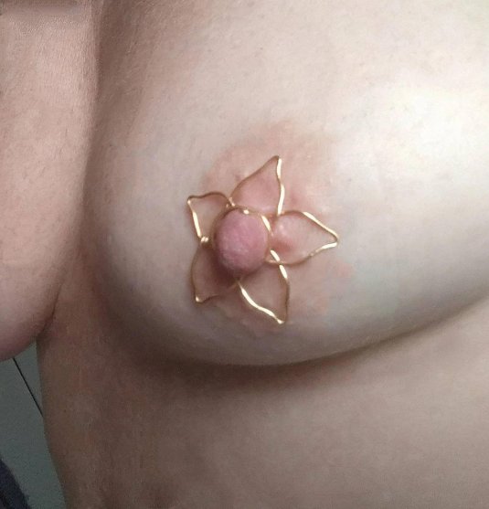 Piercing nipple
