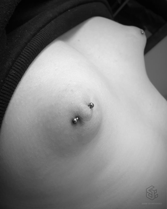 Пирсинг сосков