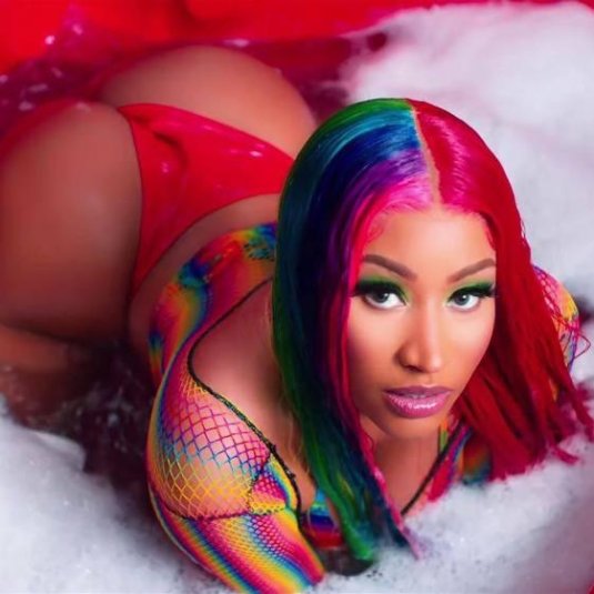 Nicki minaj +18 6ix9ine