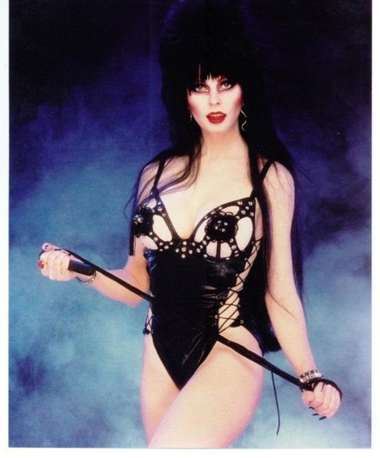 Кассандра петерсон