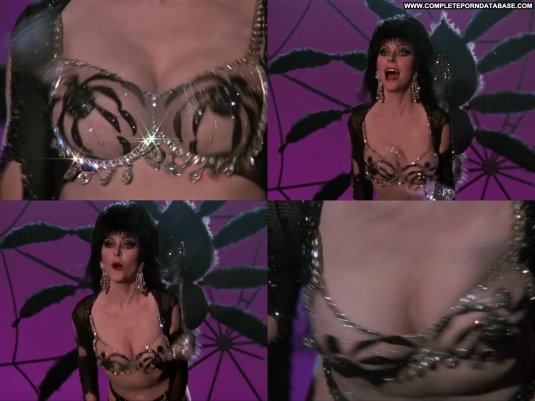 Эльвира повелительница тьмы фильм