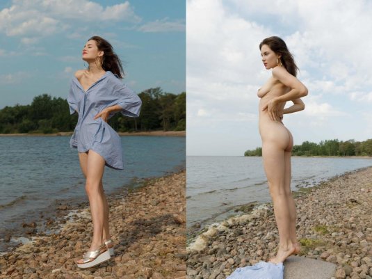 Девушка в мокрой рубашке