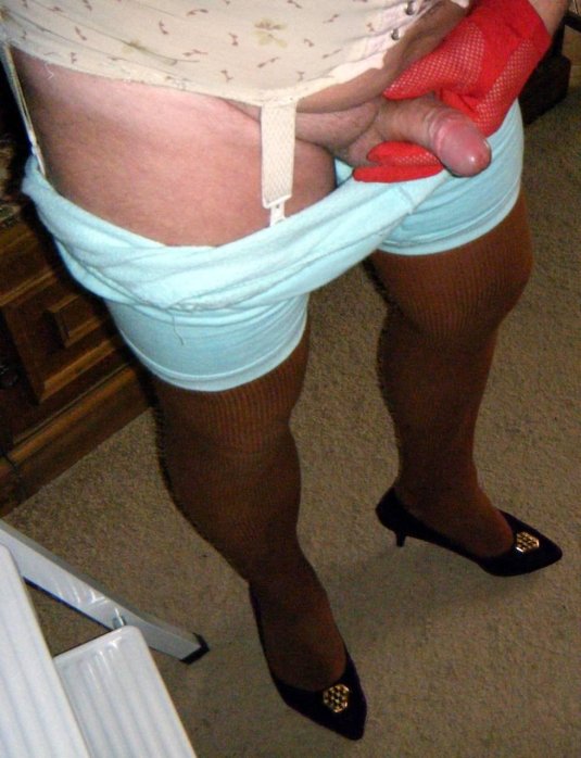 Мужчины в женских панталонах