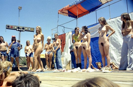 Конкурсы красоты нагишом