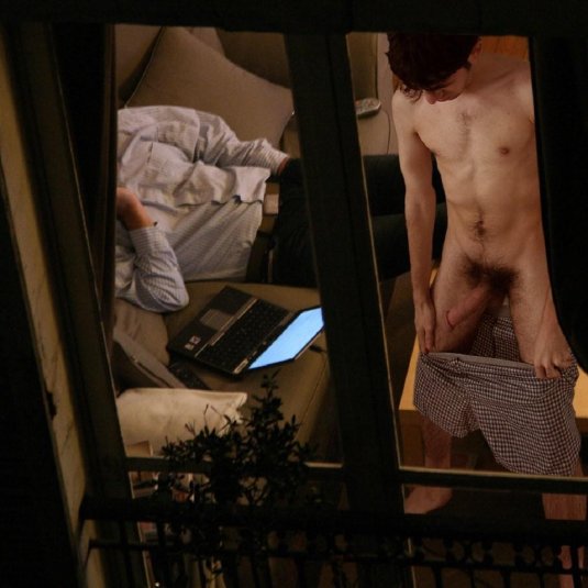 Голые парни скрытая камера