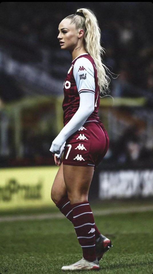 Футболистка lehmann