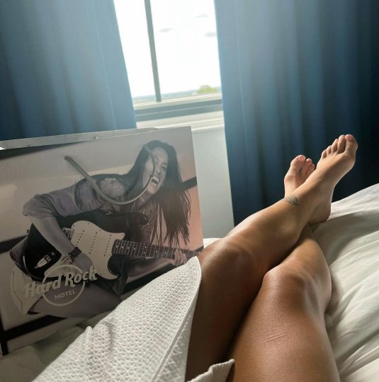 Алиша леманн ножки