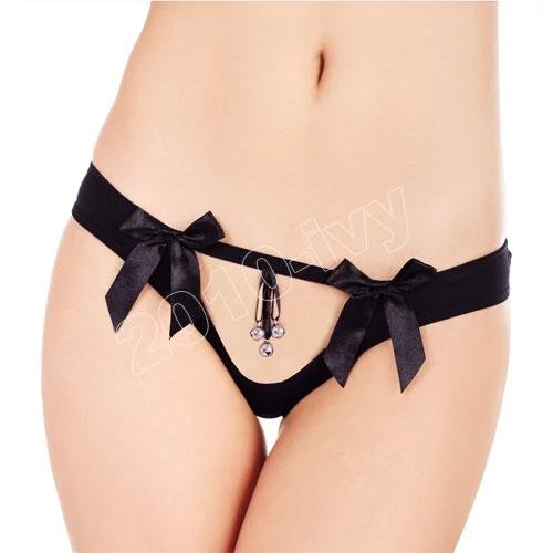 Женские трусики с разрезом