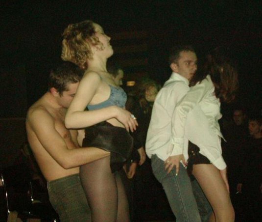 На дискотеке