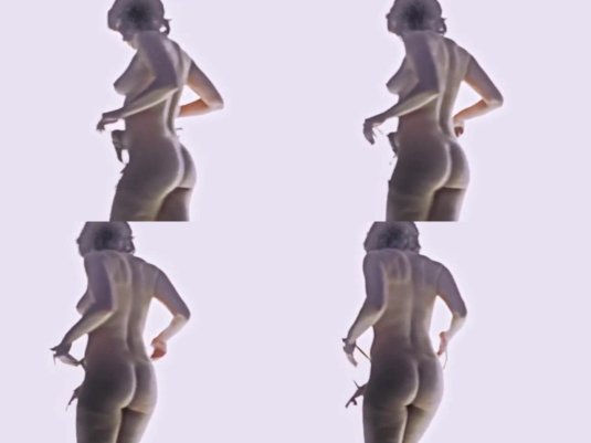 Scarlett johansson naked