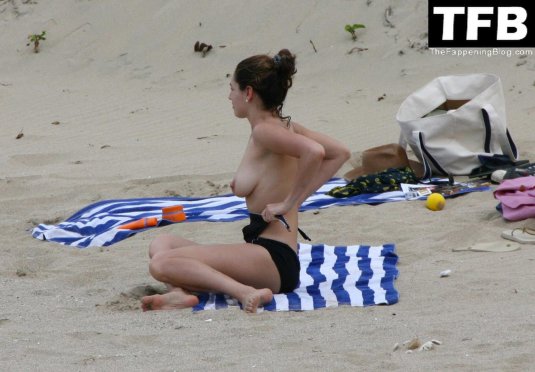 Келли брук папарацци пляж