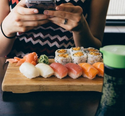 Суши и роллы