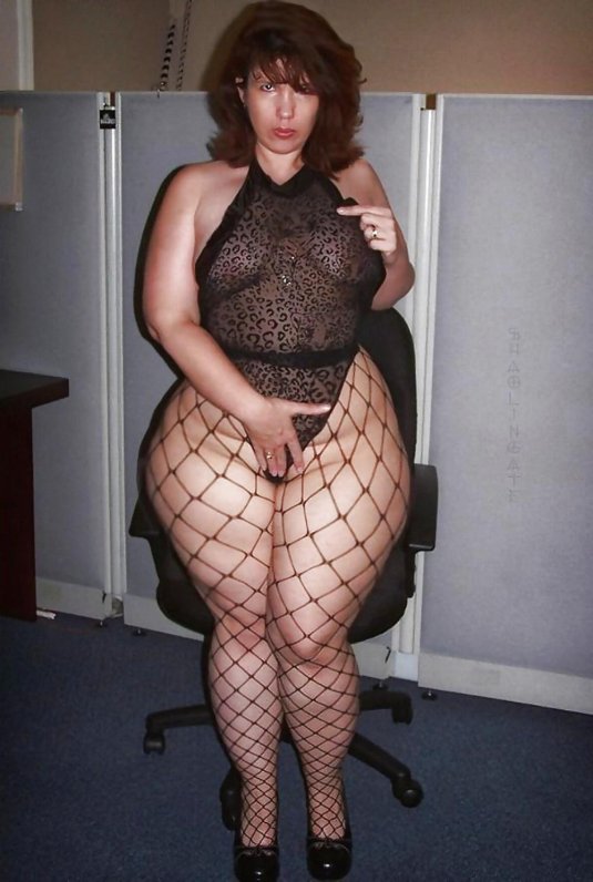 Большие попы взрослых женщин