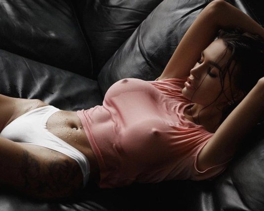 Красивые девушки возбуждённые