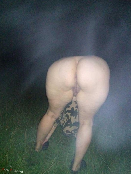 Голые толстые жены на даче