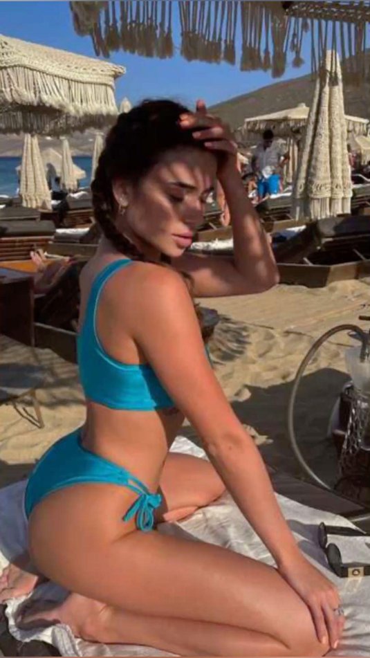 Девушка литвина в купальнике