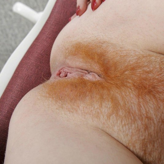 Рыжая волосы