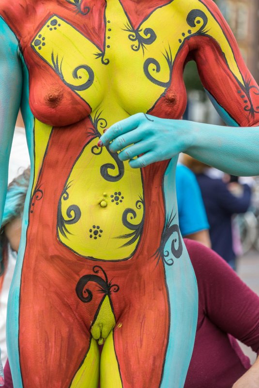 Боди арт ню