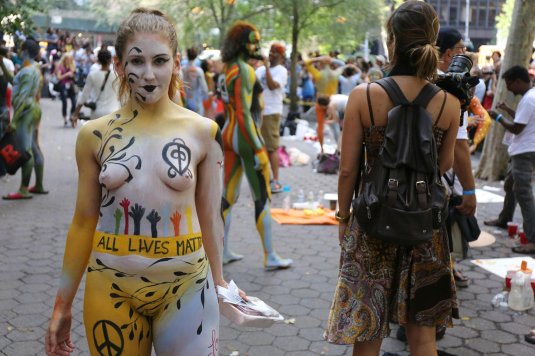 Бодиарт без цензуры