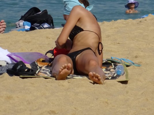 Подсмотрено на общественном пляже