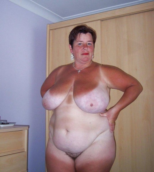 Голые жирные старые женщины
