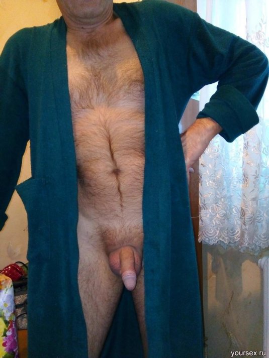 Голый мужик в халате член