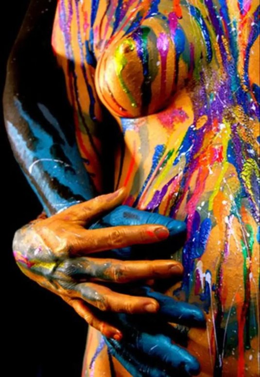 Красивый бодиарт