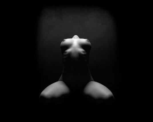 Черно белая эротика