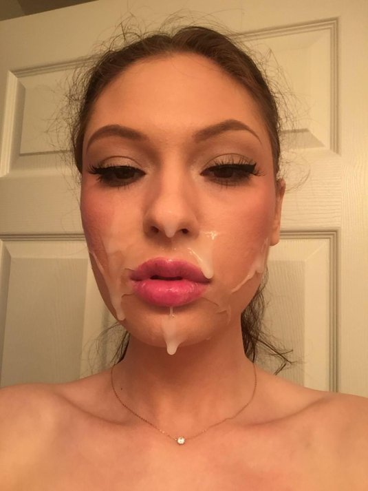 Annablossom онлифанс