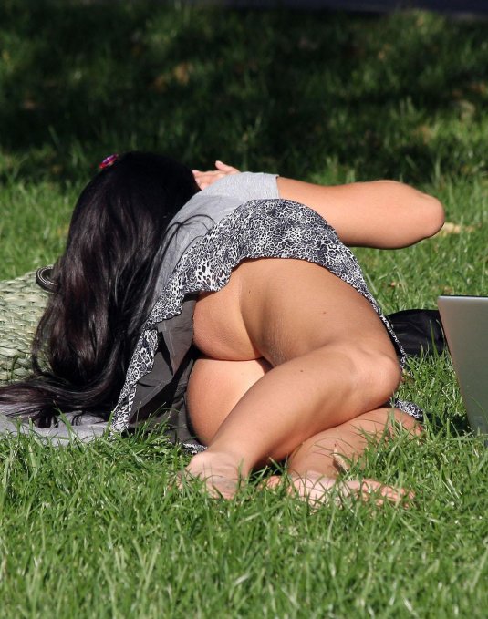 Подглядывание за женщинами