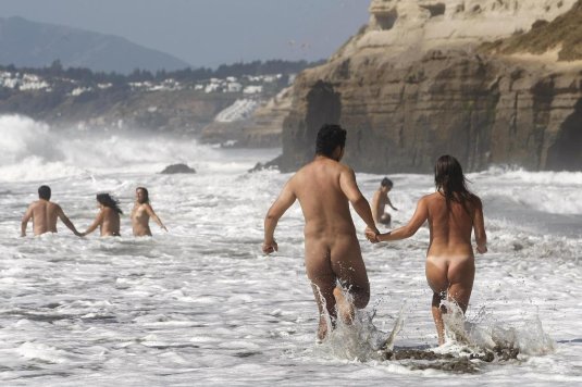 Натуристский пляж чили