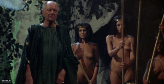 Калигула 1979 хелен миррен голая