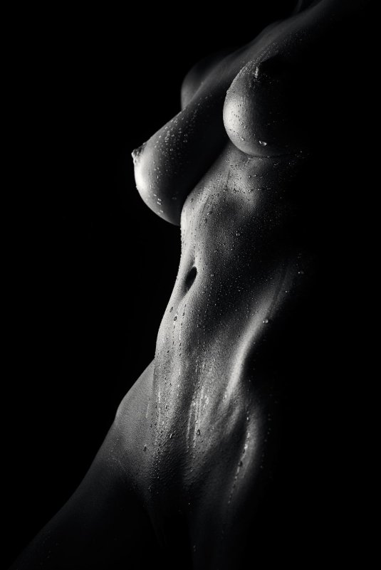 Обнаженное тело