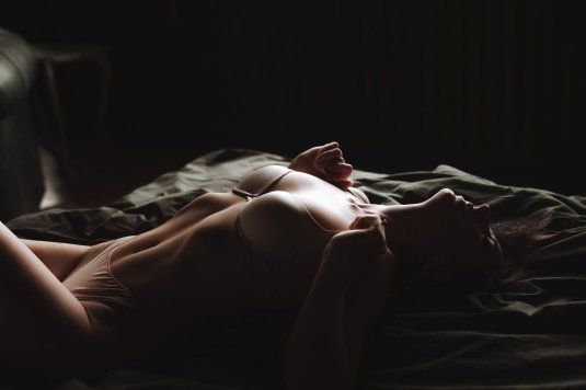 Ню фотосессия для вирта