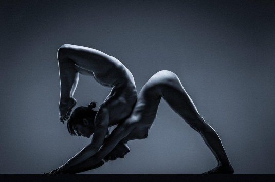 Эротическая парная йога