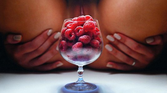 Эротика с фруктами