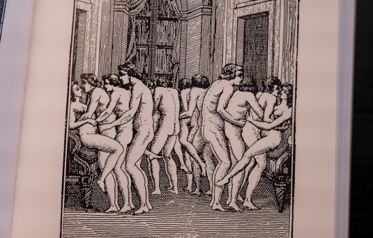 Эротические изображения в средние века